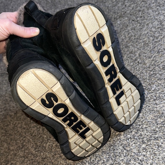 Sorel Black Suede Fur-Lined Boots - Picture 6 of 6